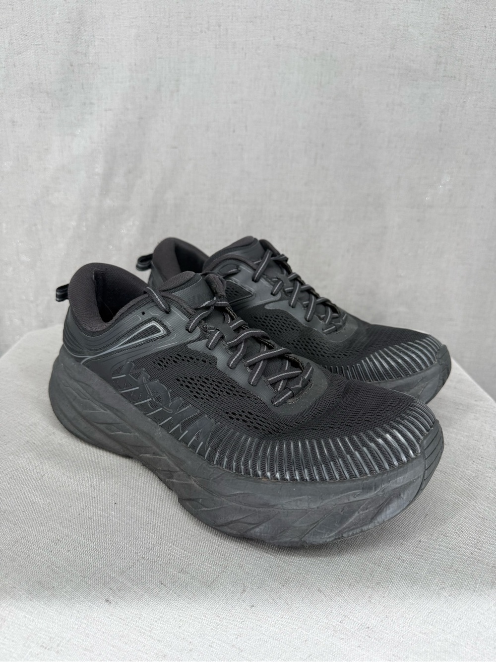 Hoka One One Bondi 6 Mens Size 11 Triple Black Running Sneakers Shoes